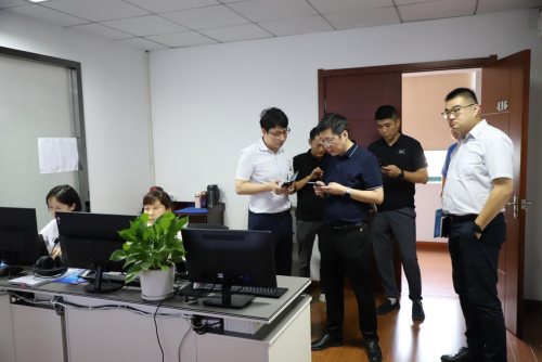 �ʰ��ɡ�(�й���)���޹�˾����