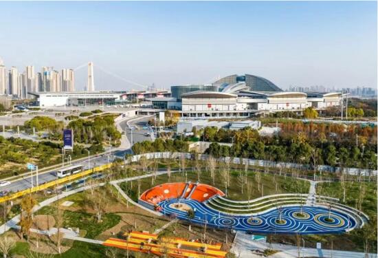 �ʰ��ɡ�(�й���)���޹�˾����