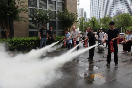 �ʰ��ɡ�(�й���)���޹�˾����