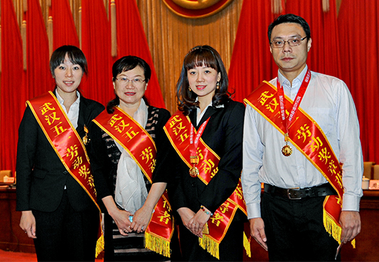 �ʰ��ɡ�(�й���)���޹�˾����