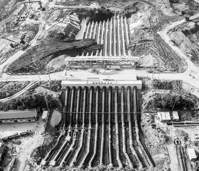 �ʰ��ɡ�(�й���)���޹�˾����