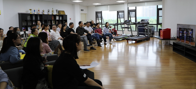 �ʰ��ɡ�(�й���)���޹�˾����