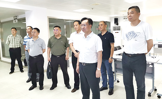 �ʰ��ɡ�(�й���)���޹�˾����